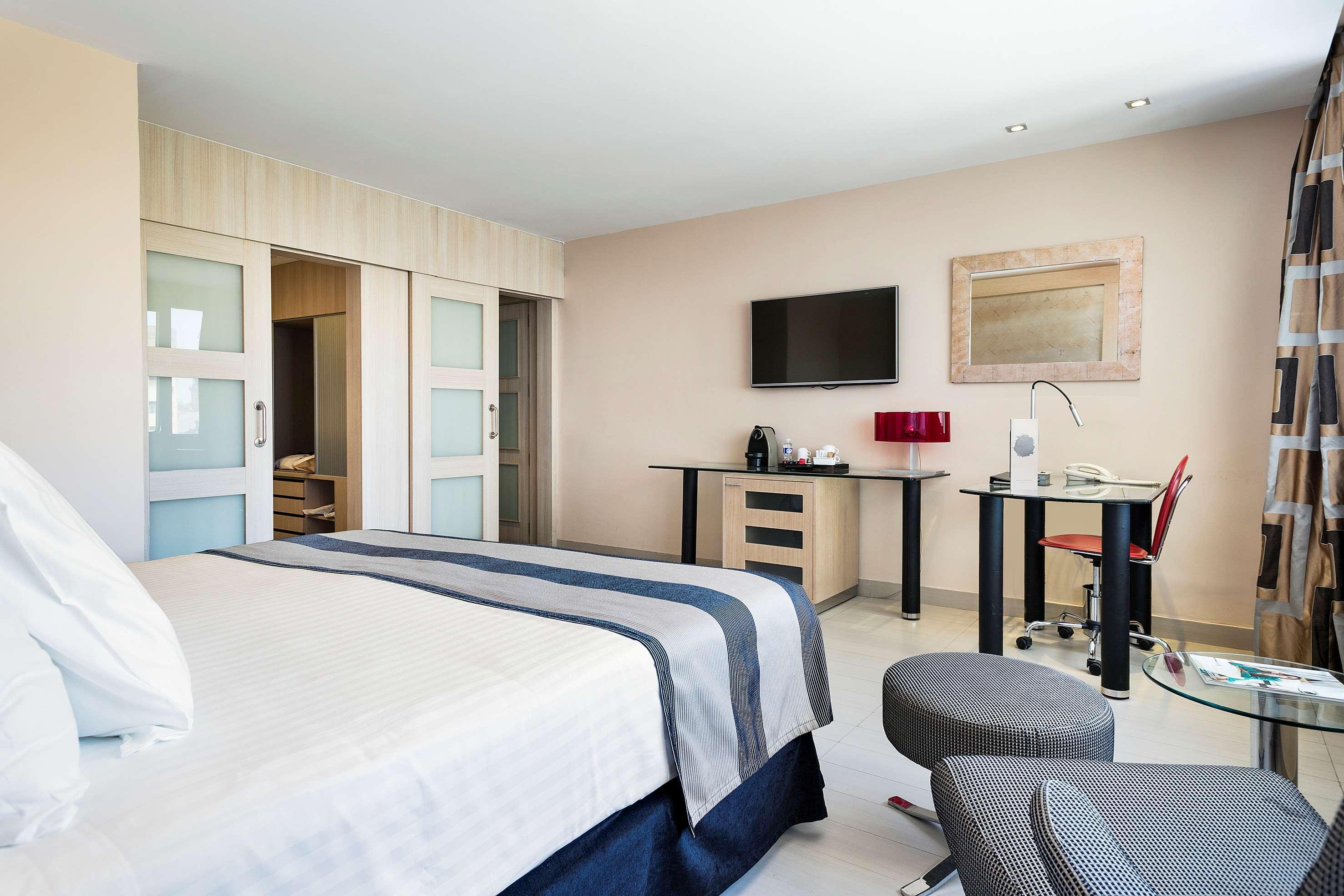 The Level At Melia Sevilla Экстерьер фото