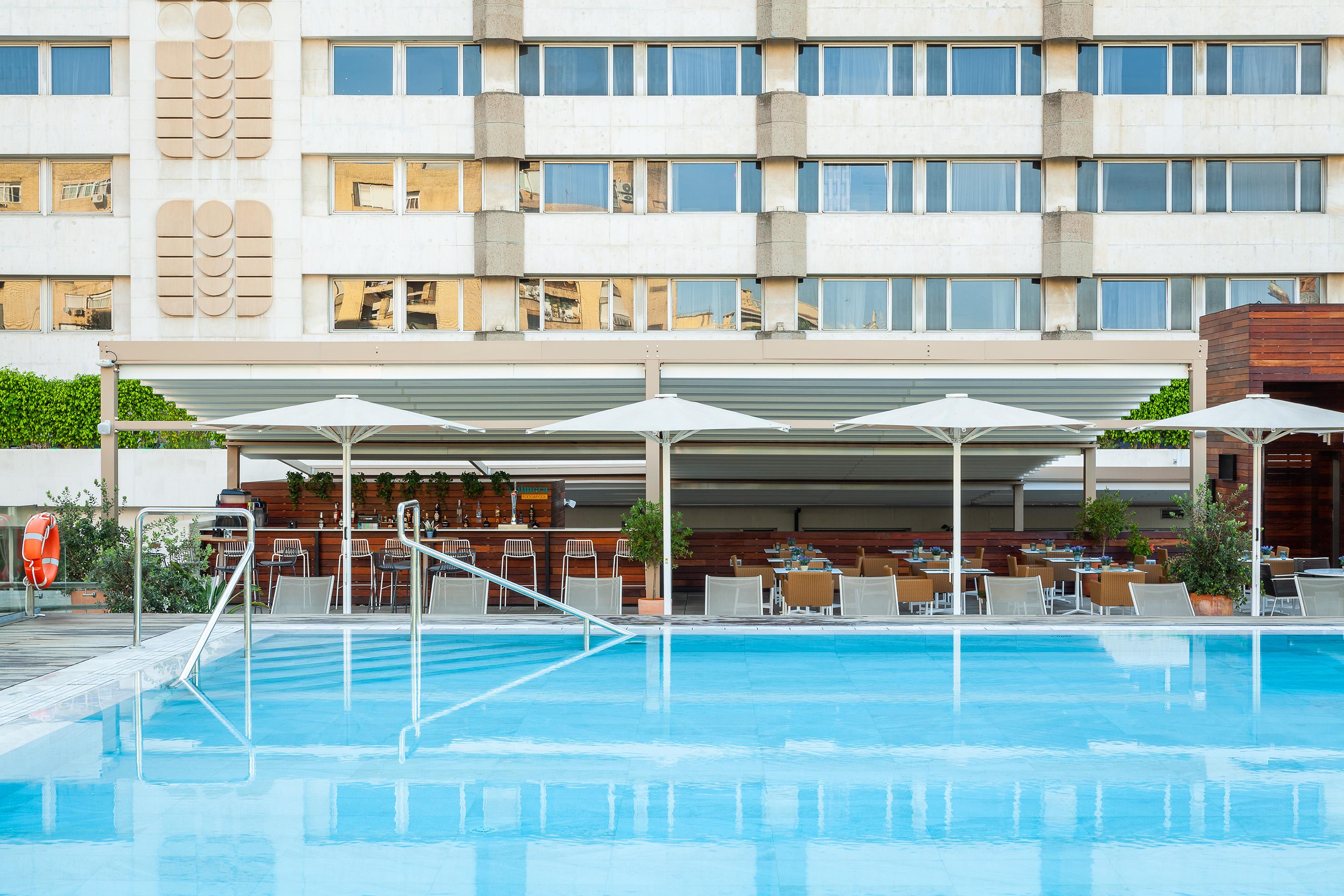 The Level At Melia Sevilla Экстерьер фото